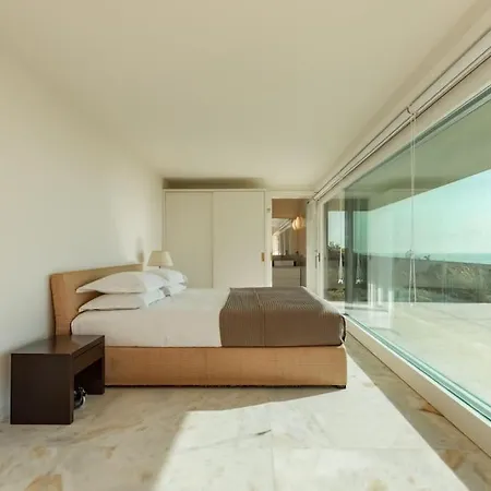 Pierino's Cliff Villa *