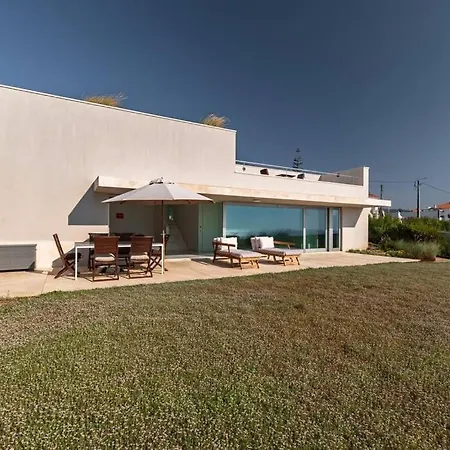 Villa Pierino's Cliff Colares